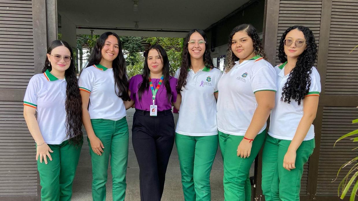 Estudantes cearenses criam caneta para detectar drogas em bebidas adulteradas
