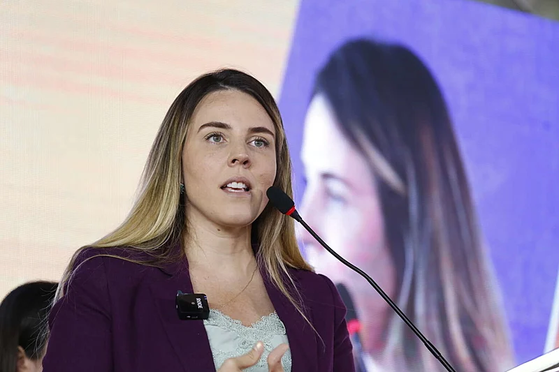 Jade Romero declara desejo de seguir como vice na chapa de Elmano em 2026