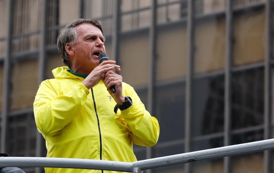 Ex-presidente Bolsonaro é atendido com urgência em Santa Cruz-RN