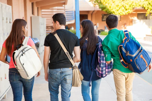 Estudantes de escolas públicas terão pré-inscrição automática no Enem