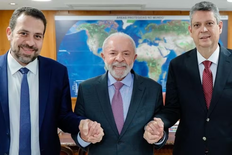 Lula anuncia Guilherme Boulos para a Secretaria-Geral da Presidência