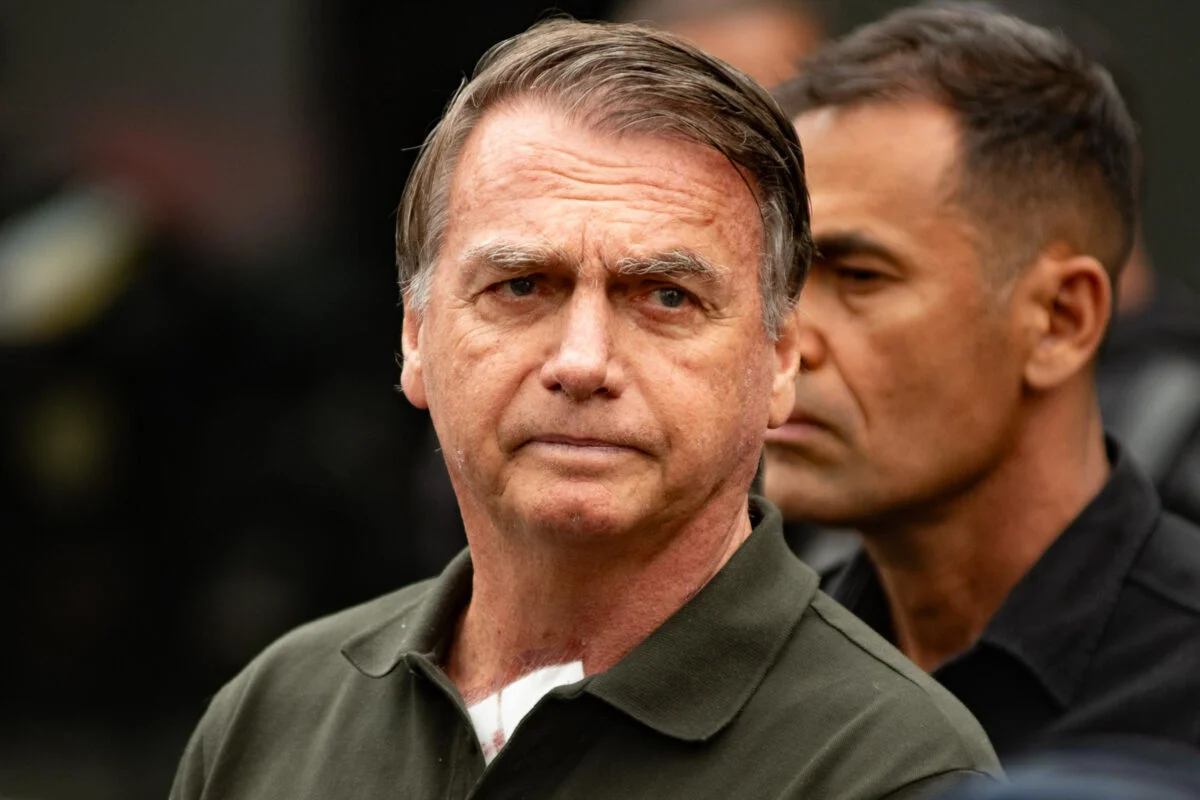 Moraes libera grupo de oração na casa de Bolsonaro, mas impõe restrição